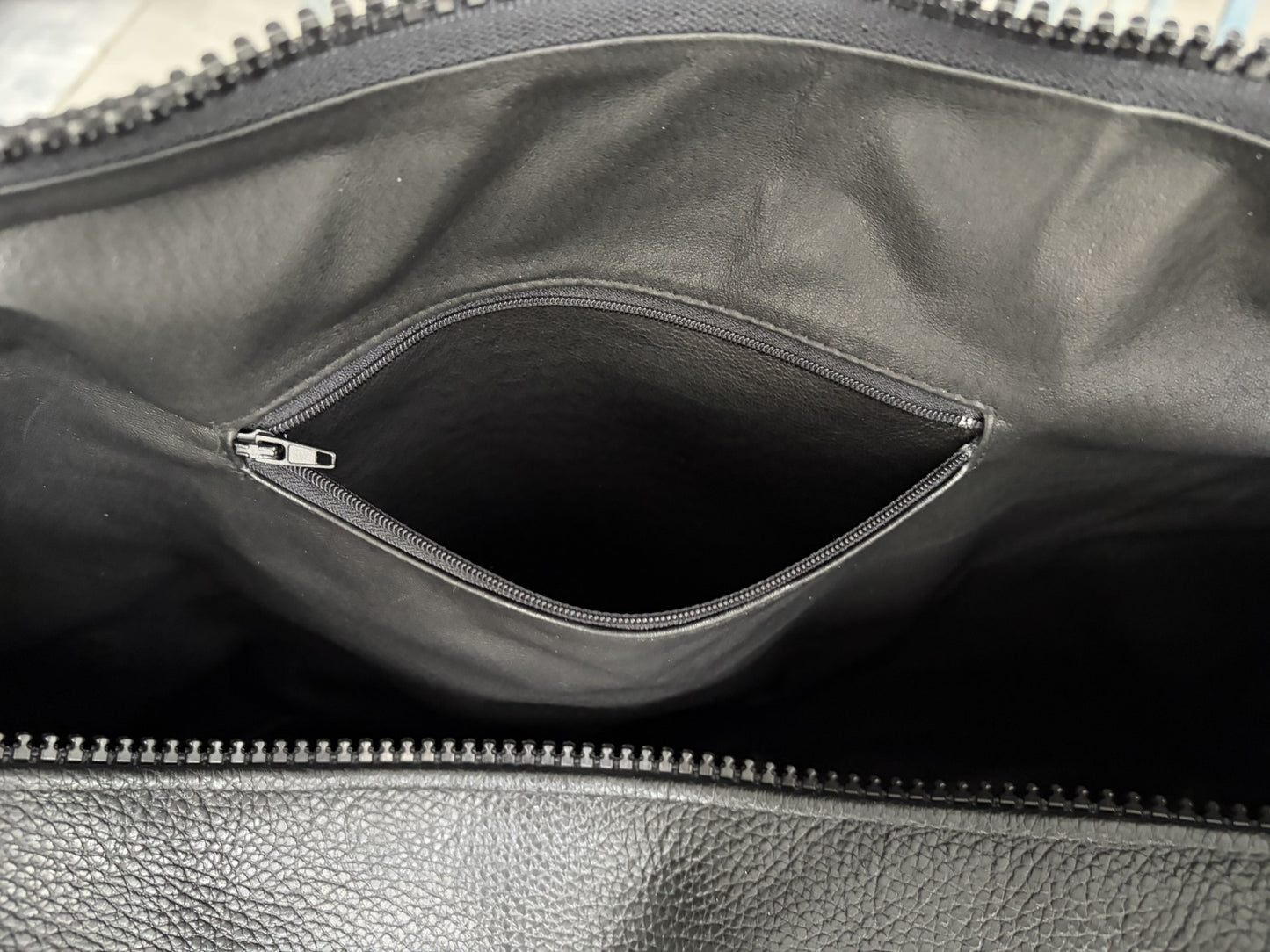 Luxury Leather Duffel Bag — Genuine Travel Bag, Made in Canada | ESIA